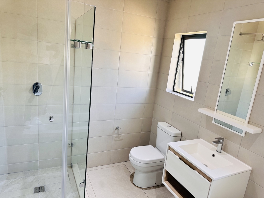 To Let 3 Bedroom Property for Rent in Crowthorne AH Gauteng
