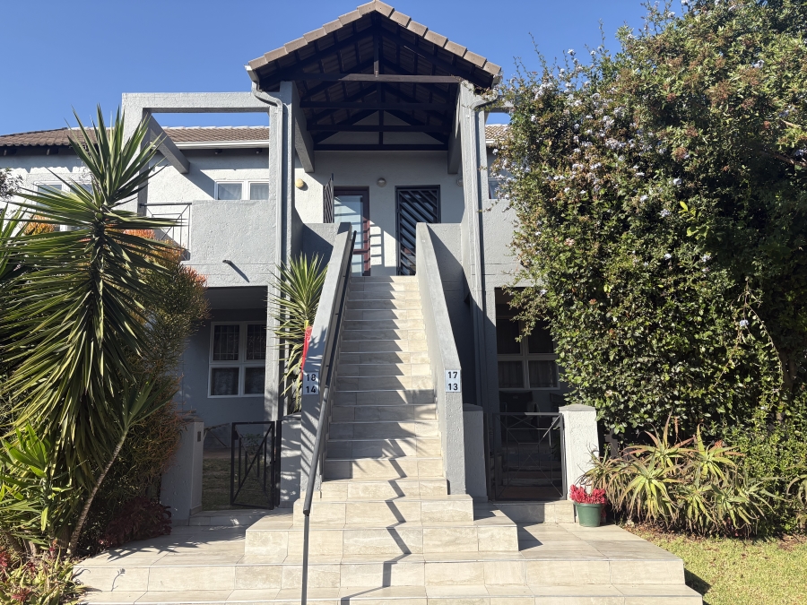 2 Bedroom Property for Sale in Magaliessig Gauteng