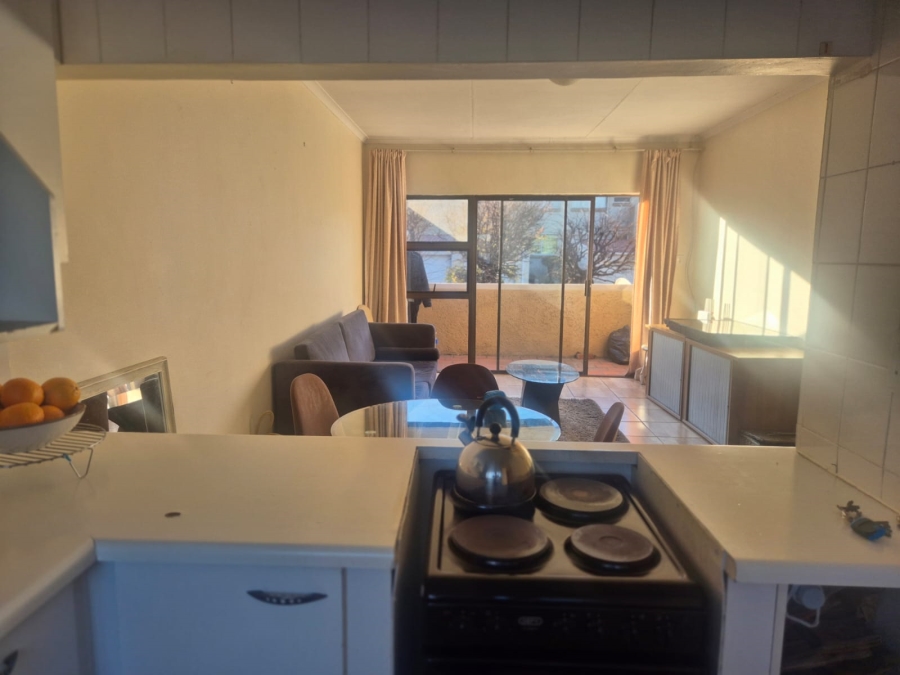 2 Bedroom Property for Sale in Buccleuch Gauteng