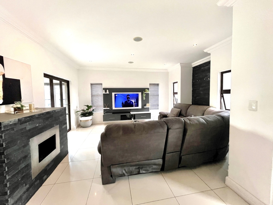 3 Bedroom Property for Sale in Blue Valley Golf Estate Gauteng