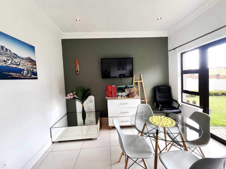 3 Bedroom Property for Sale in Blue Valley Golf Estate Gauteng