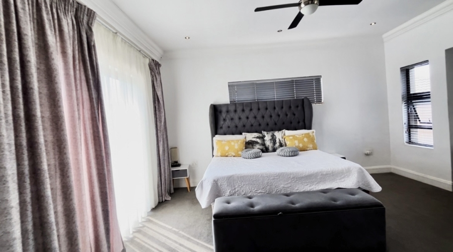 3 Bedroom Property for Sale in Blue Valley Golf Estate Gauteng
