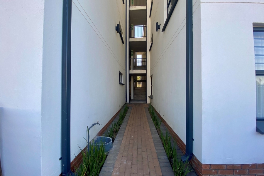 1 Bedroom Property for Sale in Linbro Park Gauteng