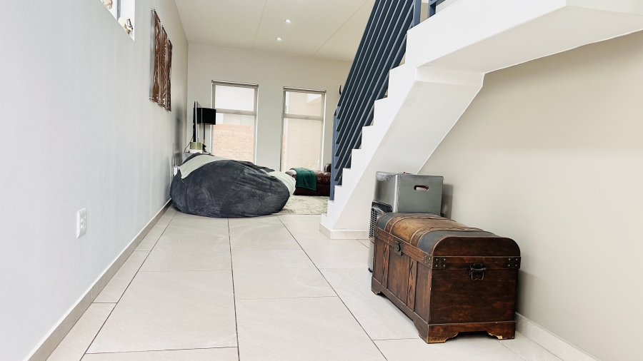 3 Bedroom Property for Sale in Crowthorne AH Gauteng