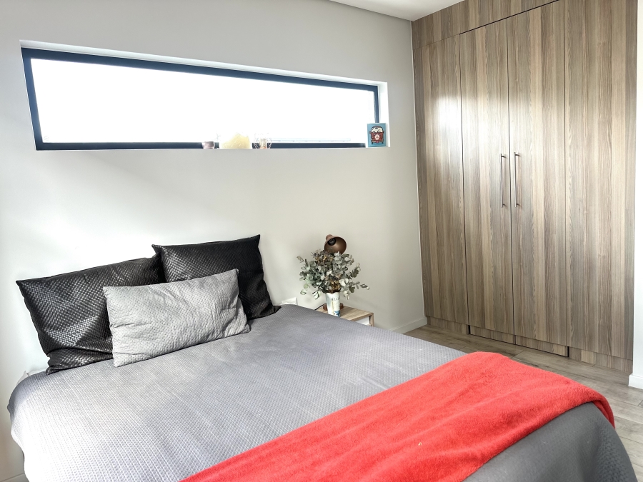 3 Bedroom Property for Sale in Crowthorne AH Gauteng