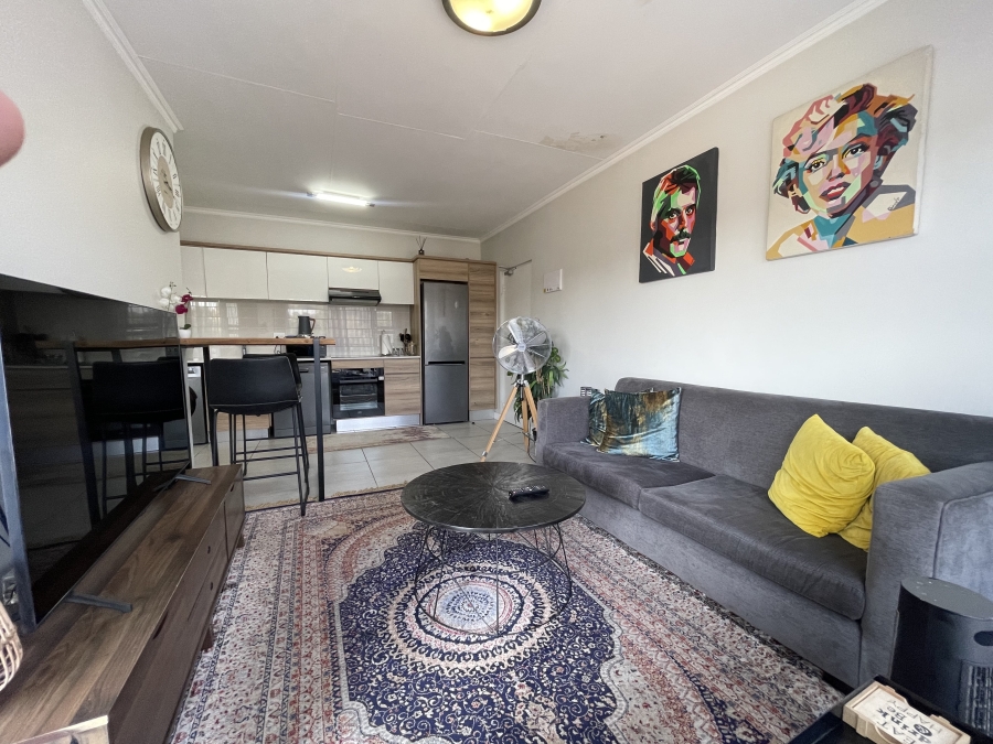 1 Bedroom Property for Sale in Waterfall Gauteng