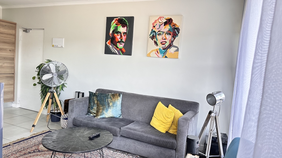 1 Bedroom Property for Sale in Waterfall Gauteng