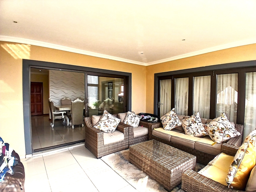 5 Bedroom Property for Sale in Blue Valley Golf Estate Gauteng