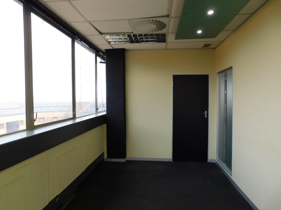 To Let commercial Property for Rent in Ferndale Gauteng
