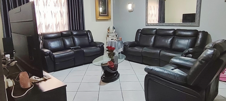 4 Bedroom Property for Sale in Randgate Gauteng