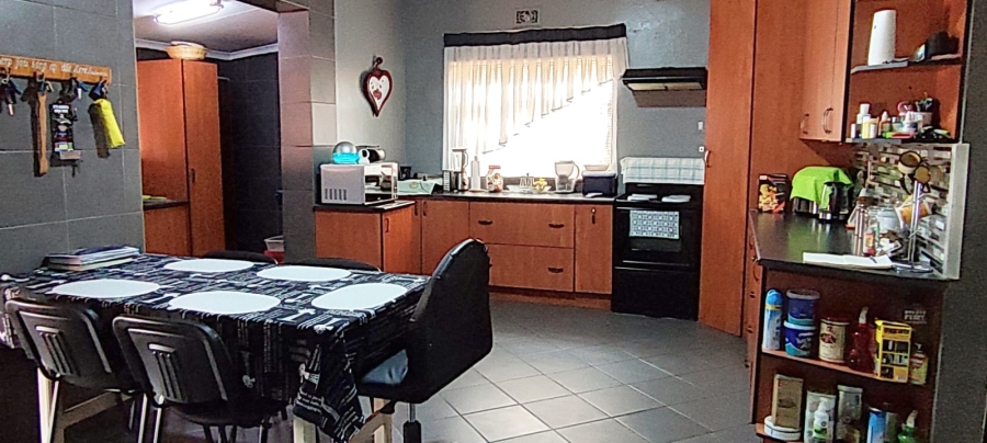 4 Bedroom Property for Sale in Randgate Gauteng