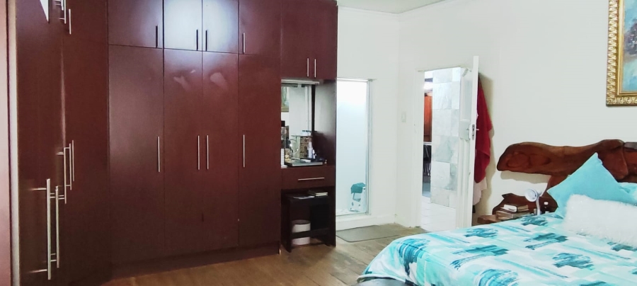 4 Bedroom Property for Sale in Randgate Gauteng