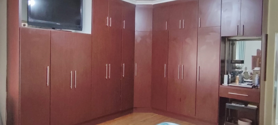 4 Bedroom Property for Sale in Randgate Gauteng