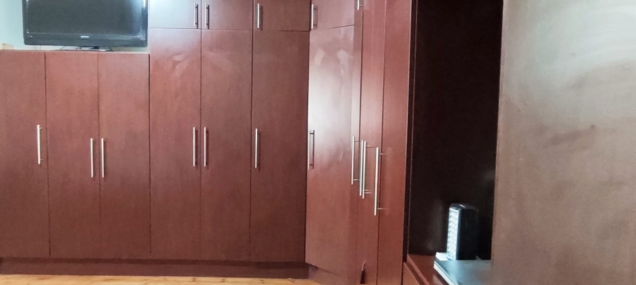 4 Bedroom Property for Sale in Randgate Gauteng