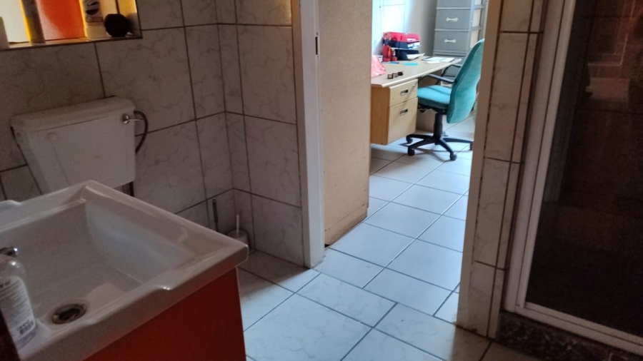 4 Bedroom Property for Sale in Randgate Gauteng
