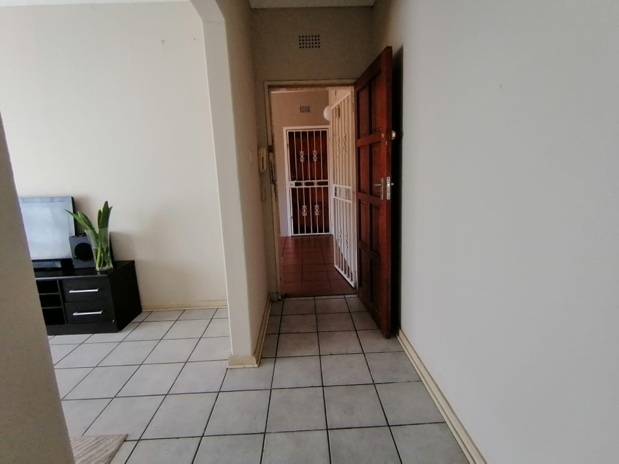 2 Bedroom Property for Sale in Turf Club Gauteng