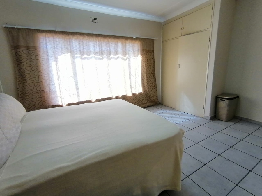 2 Bedroom Property for Sale in Turf Club Gauteng