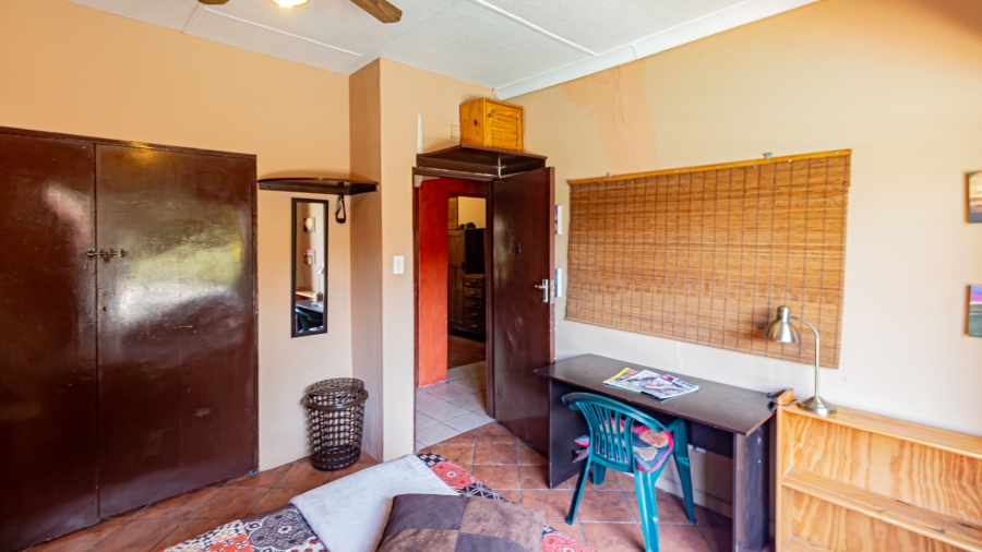 11 Bedroom Property for Sale in Fontainebleau Gauteng