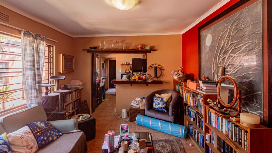11 Bedroom Property for Sale in Fontainebleau Gauteng