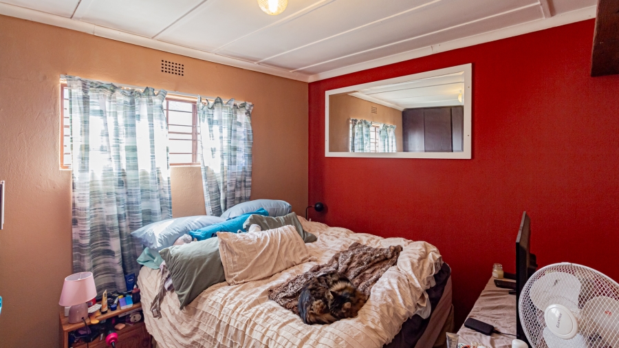 11 Bedroom Property for Sale in Fontainebleau Gauteng