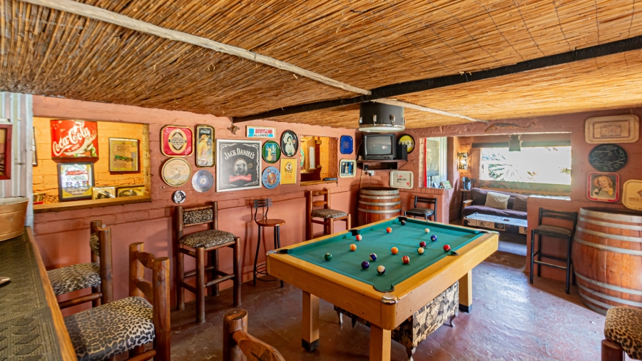 11 Bedroom Property for Sale in Fontainebleau Gauteng
