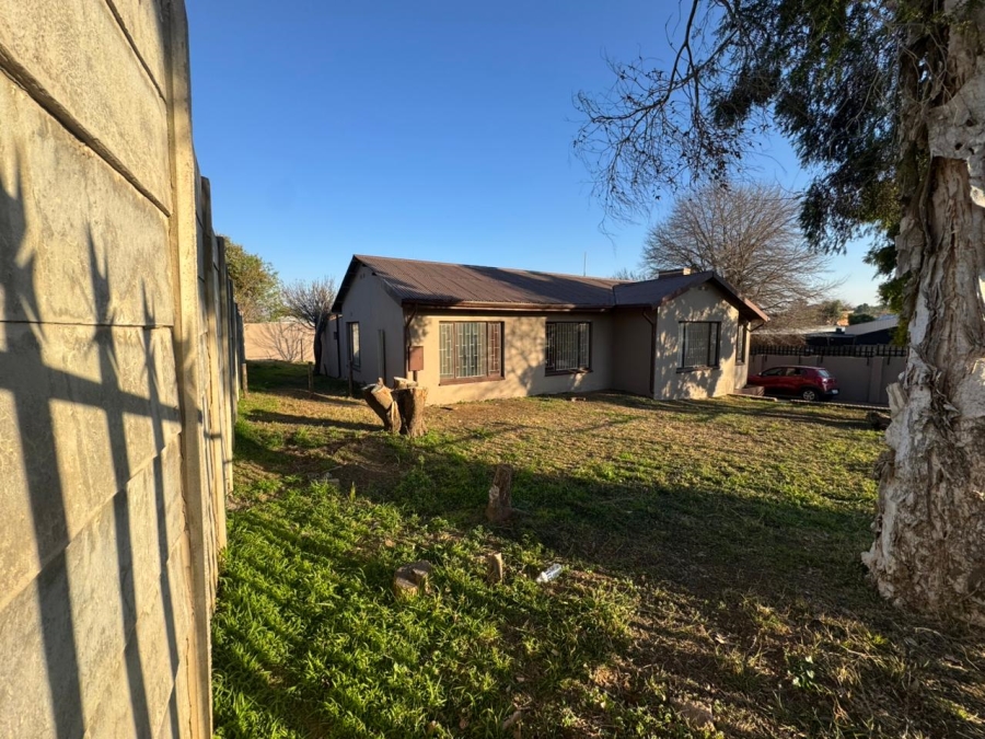 3 Bedroom Property for Sale in Lewisham Gauteng