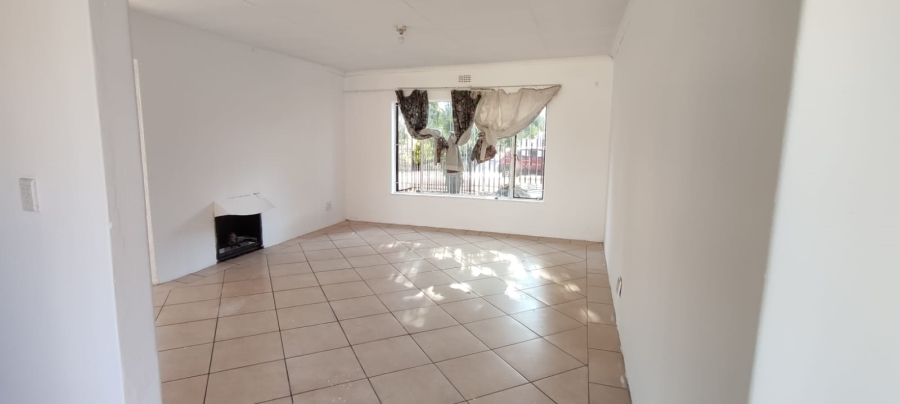 3 Bedroom Property for Sale in Lewisham Gauteng
