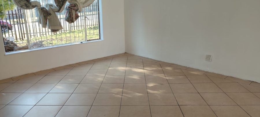 3 Bedroom Property for Sale in Lewisham Gauteng
