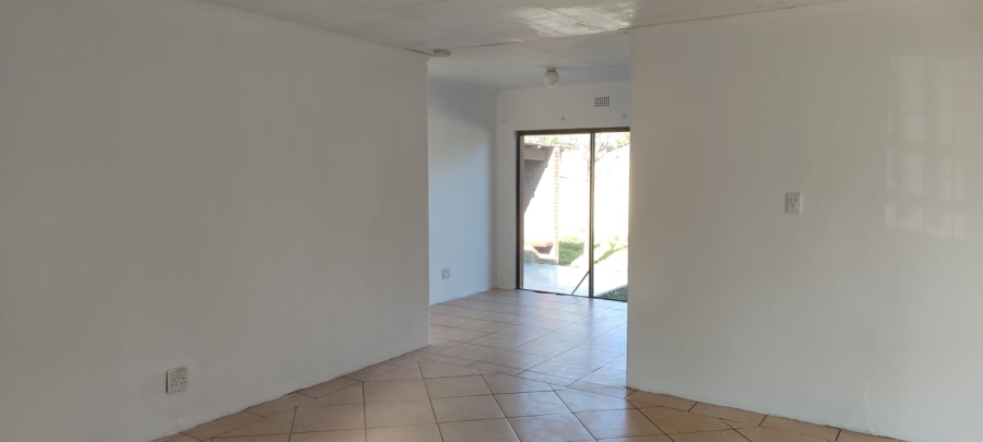 3 Bedroom Property for Sale in Lewisham Gauteng