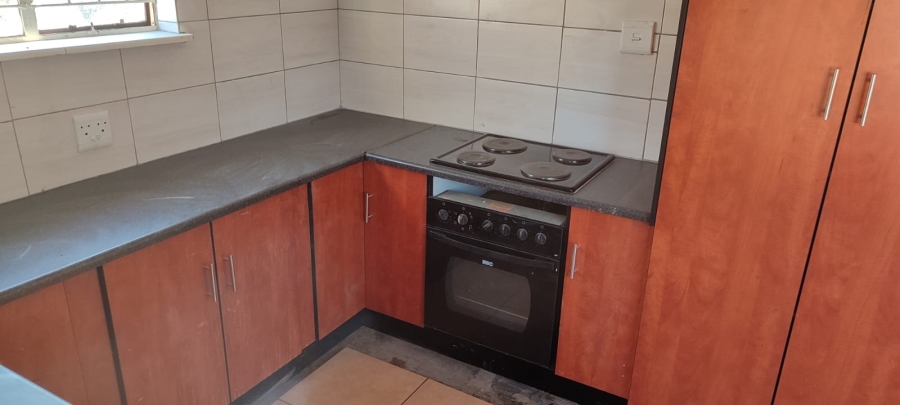 3 Bedroom Property for Sale in Lewisham Gauteng