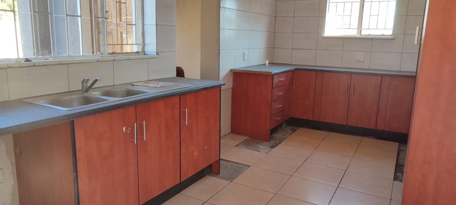 3 Bedroom Property for Sale in Lewisham Gauteng