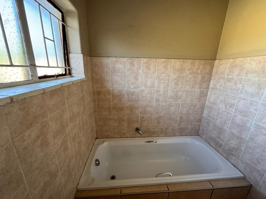 3 Bedroom Property for Sale in Lewisham Gauteng