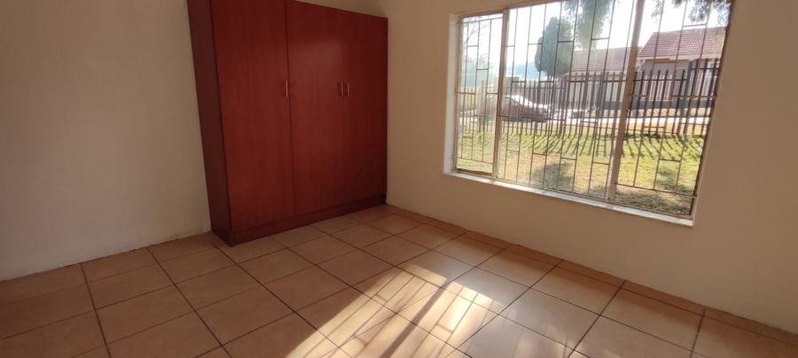 3 Bedroom Property for Sale in Lewisham Gauteng