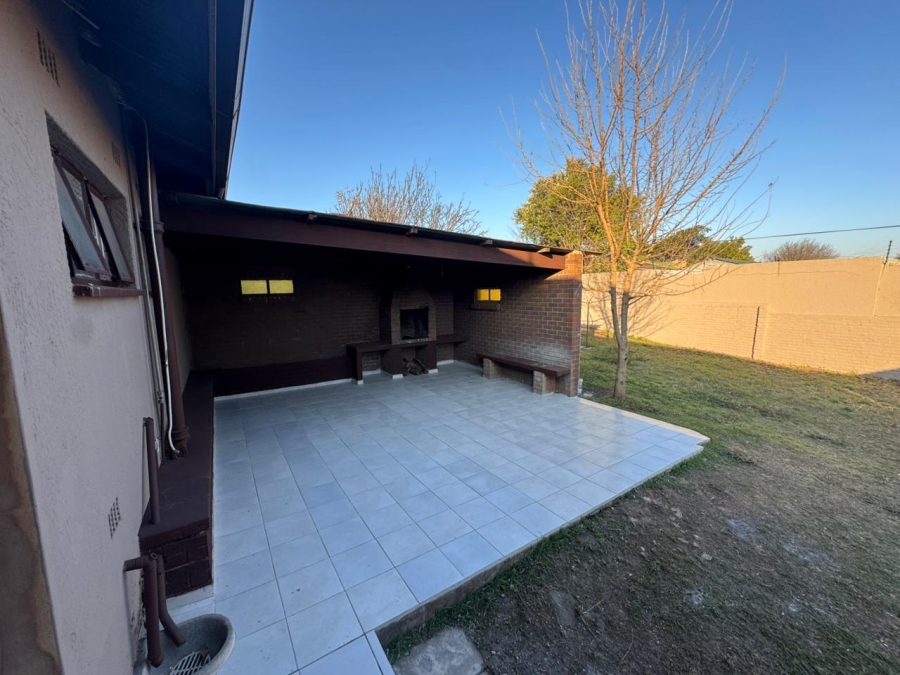 3 Bedroom Property for Sale in Lewisham Gauteng