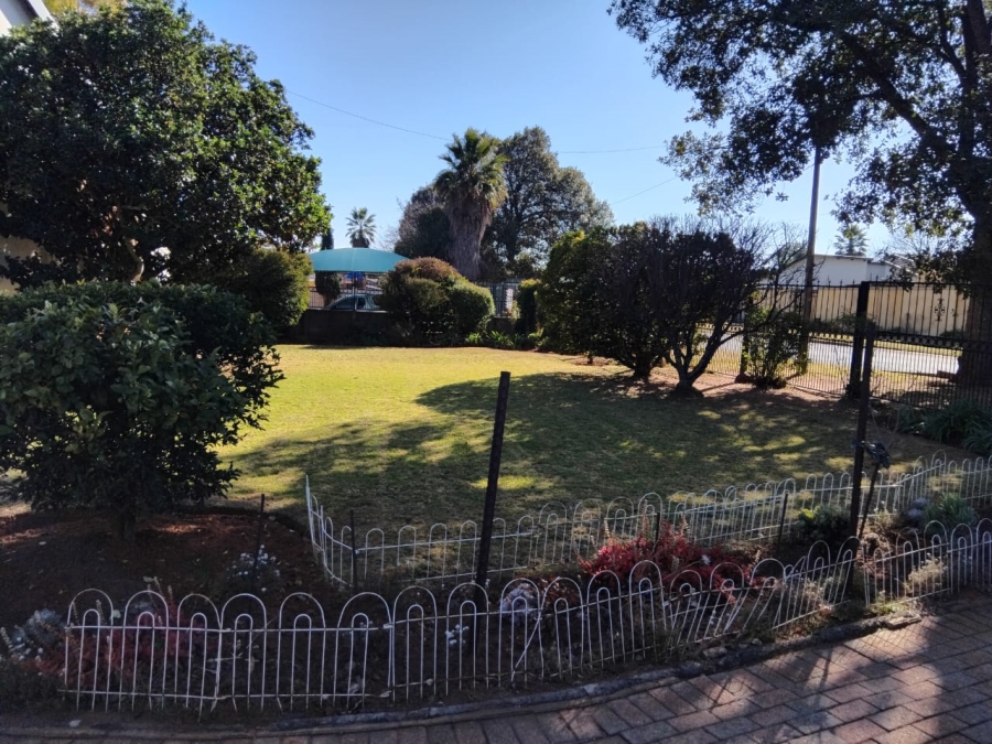 4 Bedroom Property for Sale in Greenhills Gauteng
