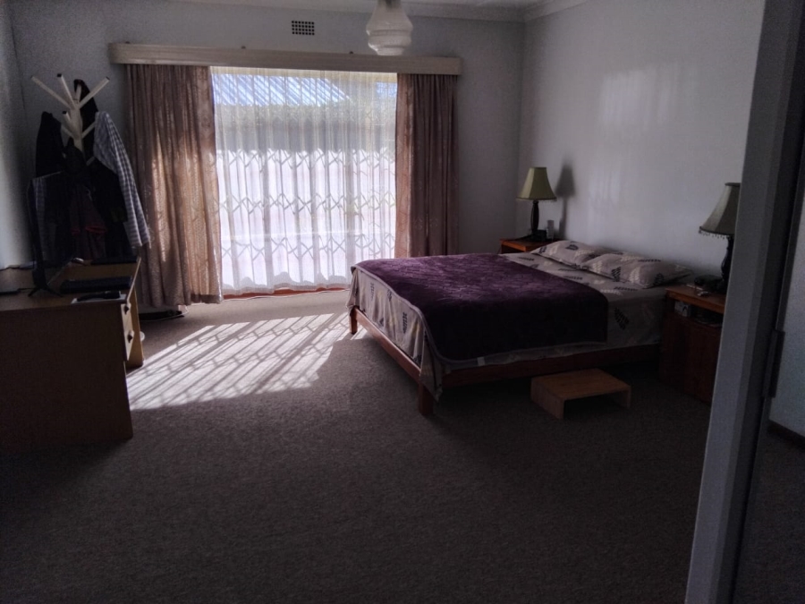 4 Bedroom Property for Sale in Greenhills Gauteng