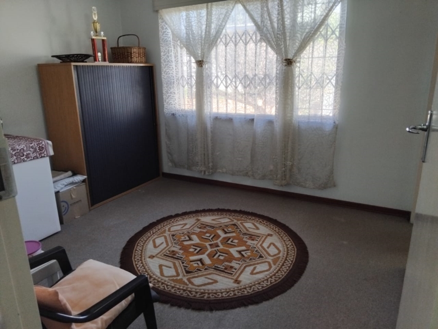 4 Bedroom Property for Sale in Greenhills Gauteng