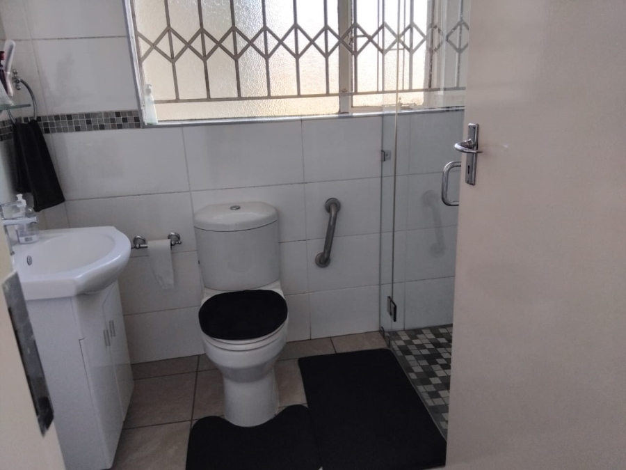4 Bedroom Property for Sale in Greenhills Gauteng