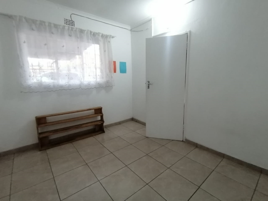 1 Bedroom Property for Sale in Brackendowns Gauteng