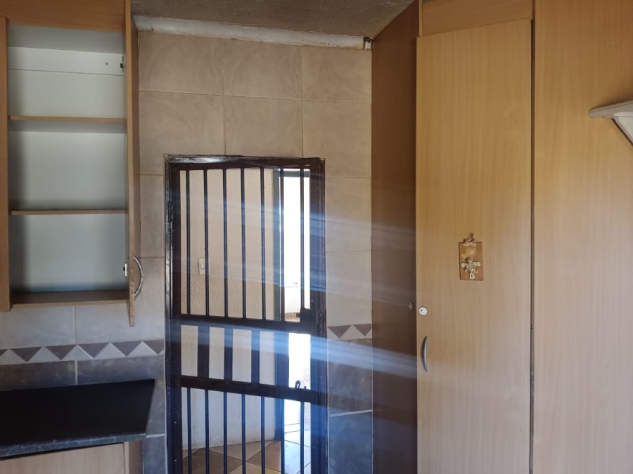 To Let 3 Bedroom Property for Rent in Vleikop A H Gauteng