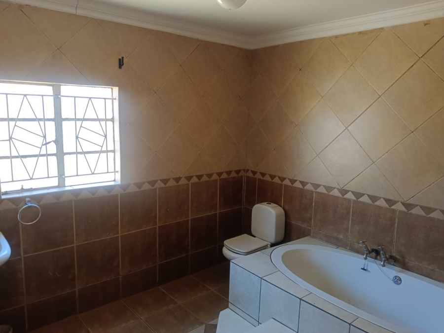 To Let 3 Bedroom Property for Rent in Vleikop A H Gauteng