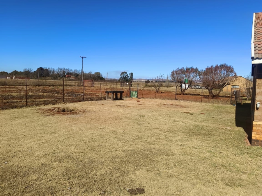To Let 3 Bedroom Property for Rent in Vleikop A H Gauteng