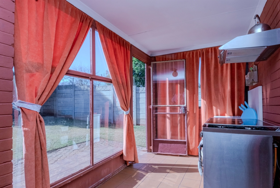 4 Bedroom Property for Sale in Florida Gauteng