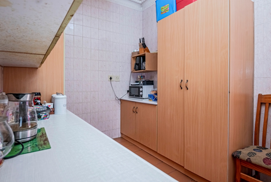 4 Bedroom Property for Sale in Florida Gauteng