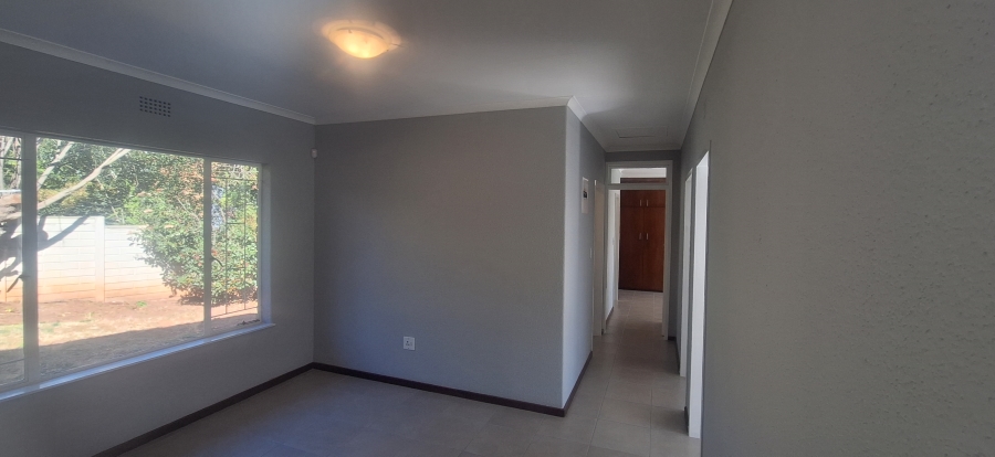 3 Bedroom Property for Sale in Roodekrans Gauteng
