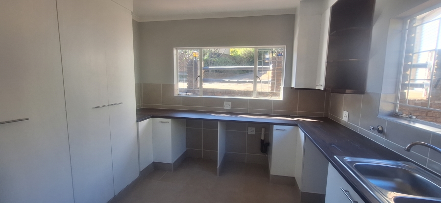 3 Bedroom Property for Sale in Roodekrans Gauteng