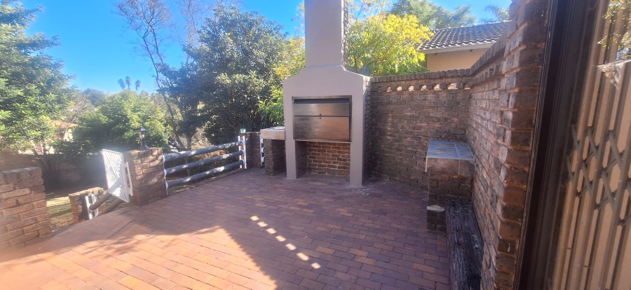 3 Bedroom Property for Sale in Roodekrans Gauteng