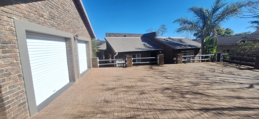 3 Bedroom Property for Sale in Roodekrans Gauteng