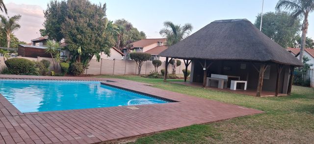 To Let 3 Bedroom Property for Rent in Weltevreden Park Gauteng