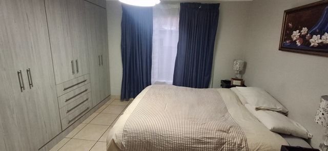 To Let 3 Bedroom Property for Rent in Weltevreden Park Gauteng
